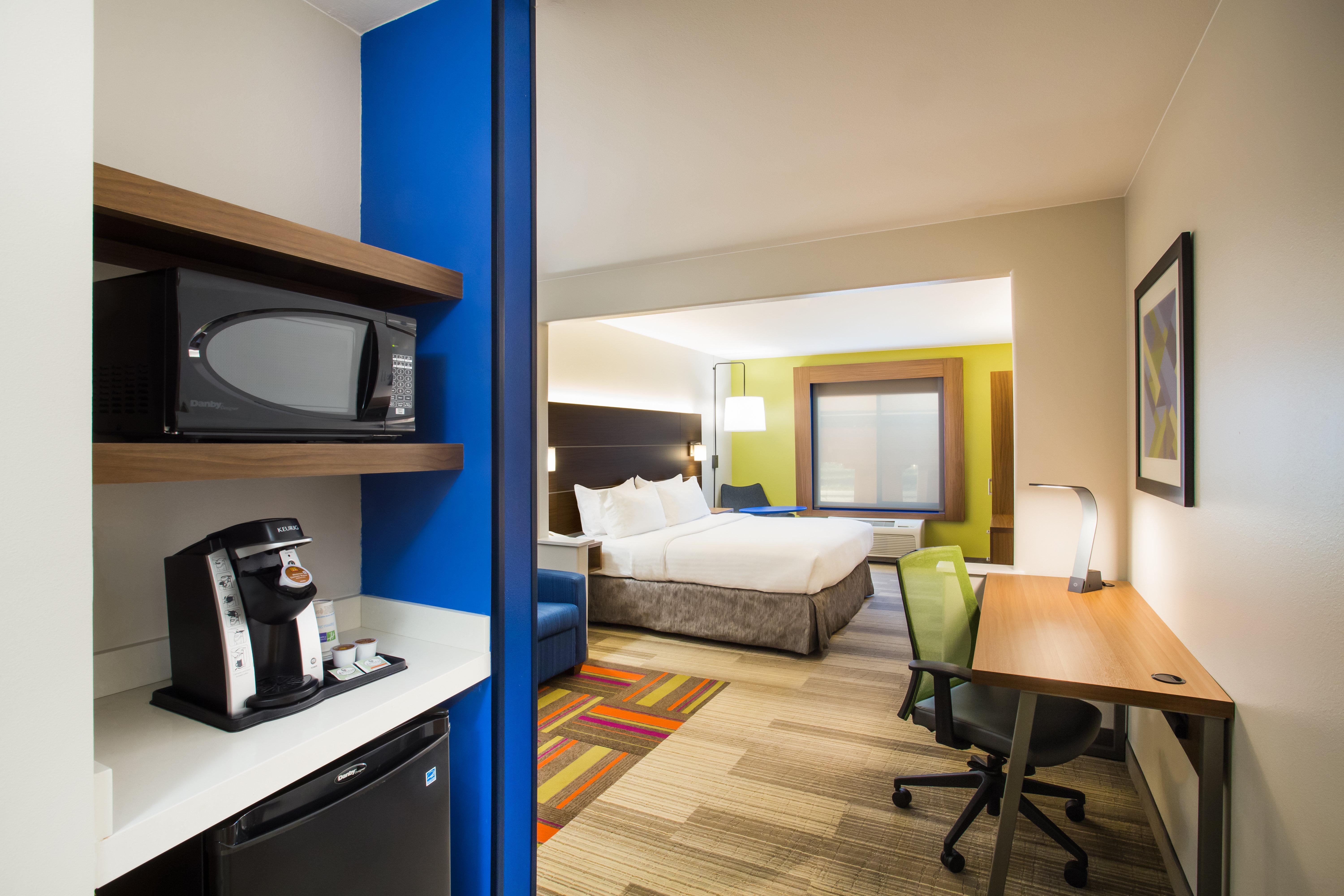 Holiday Inn Express Hotel & Suites Cedar City By Ihg Екстериор снимка