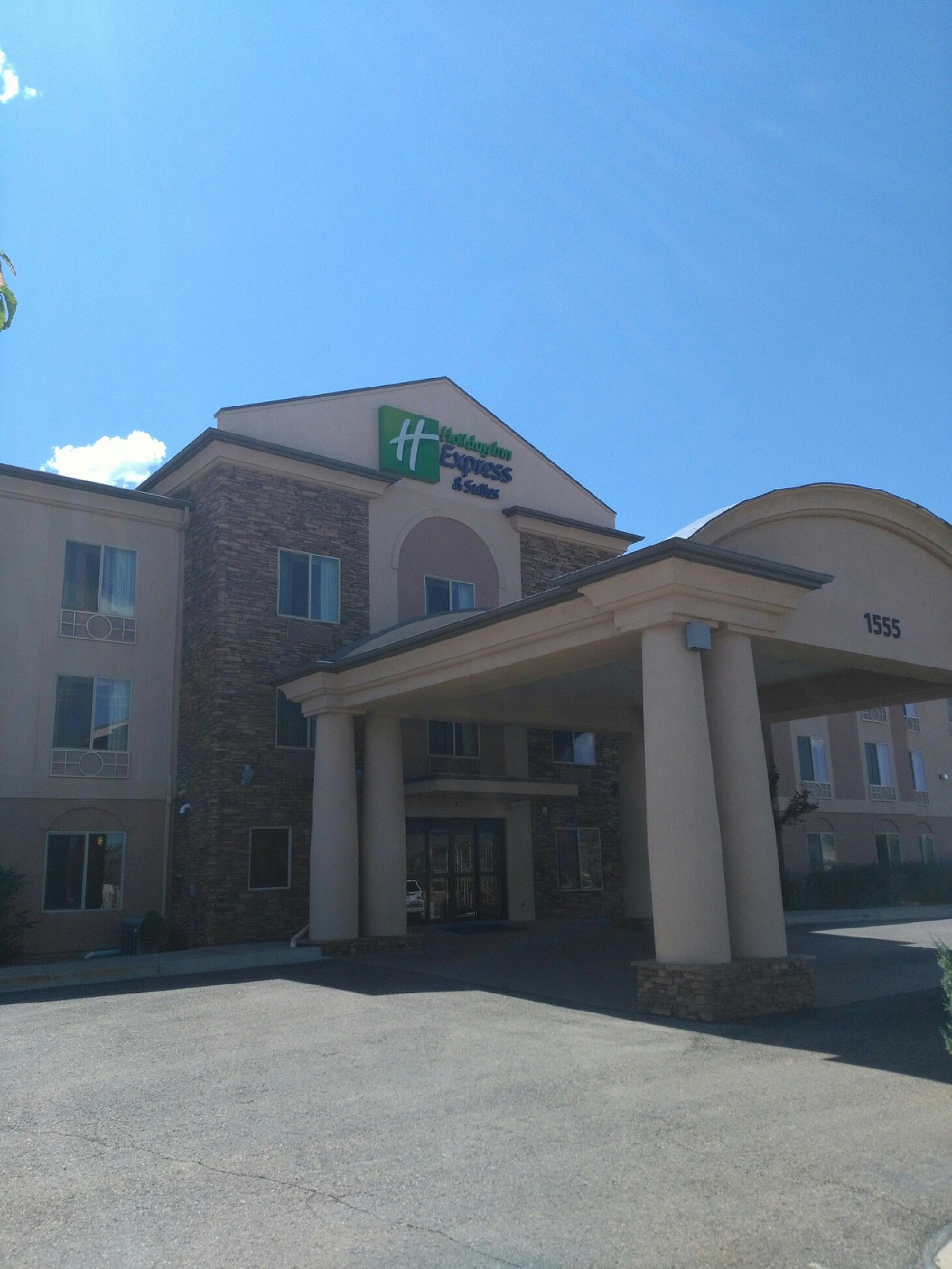Holiday Inn Express Hotel & Suites Cedar City By Ihg Екстериор снимка
