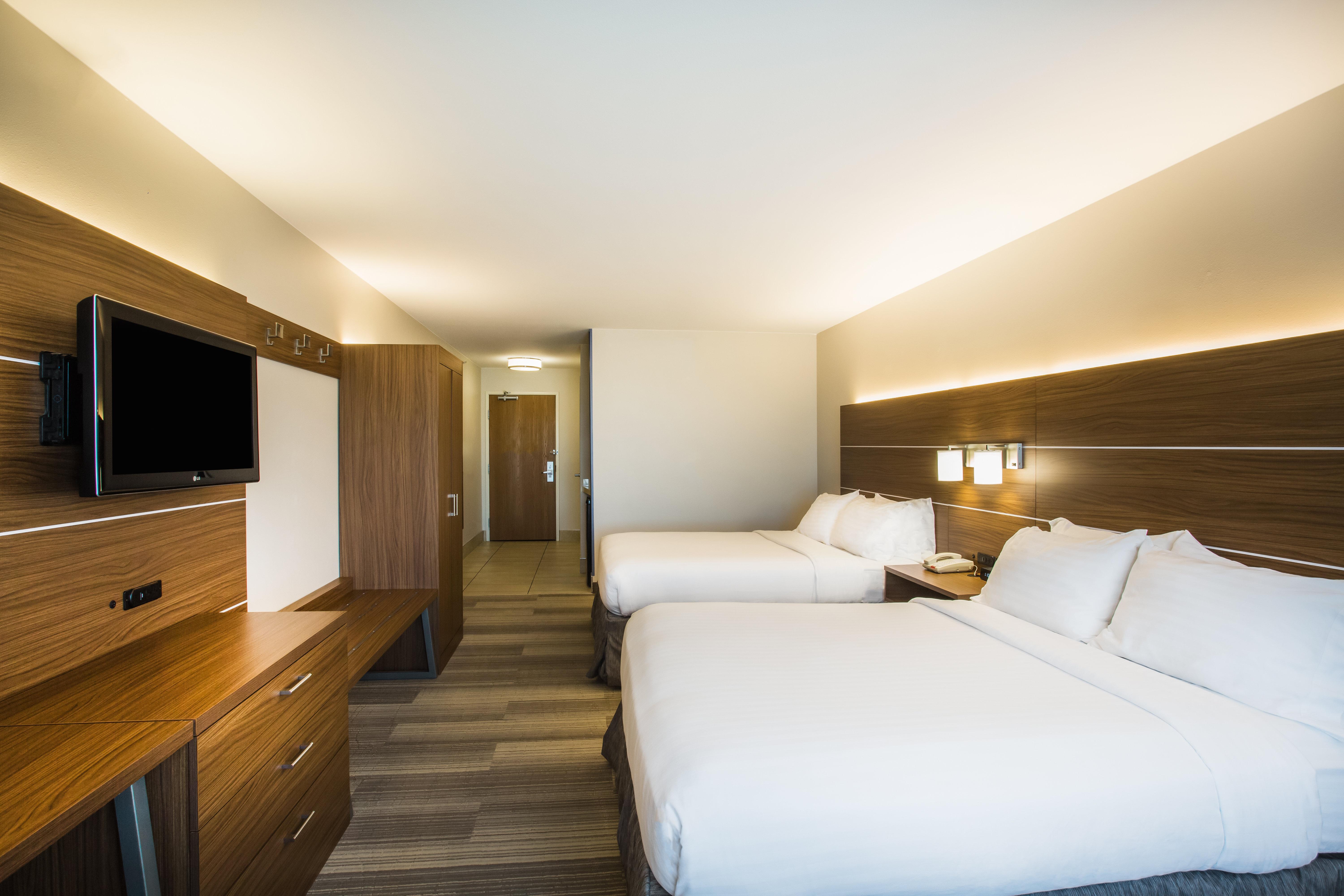 Holiday Inn Express Hotel & Suites Cedar City By Ihg Екстериор снимка