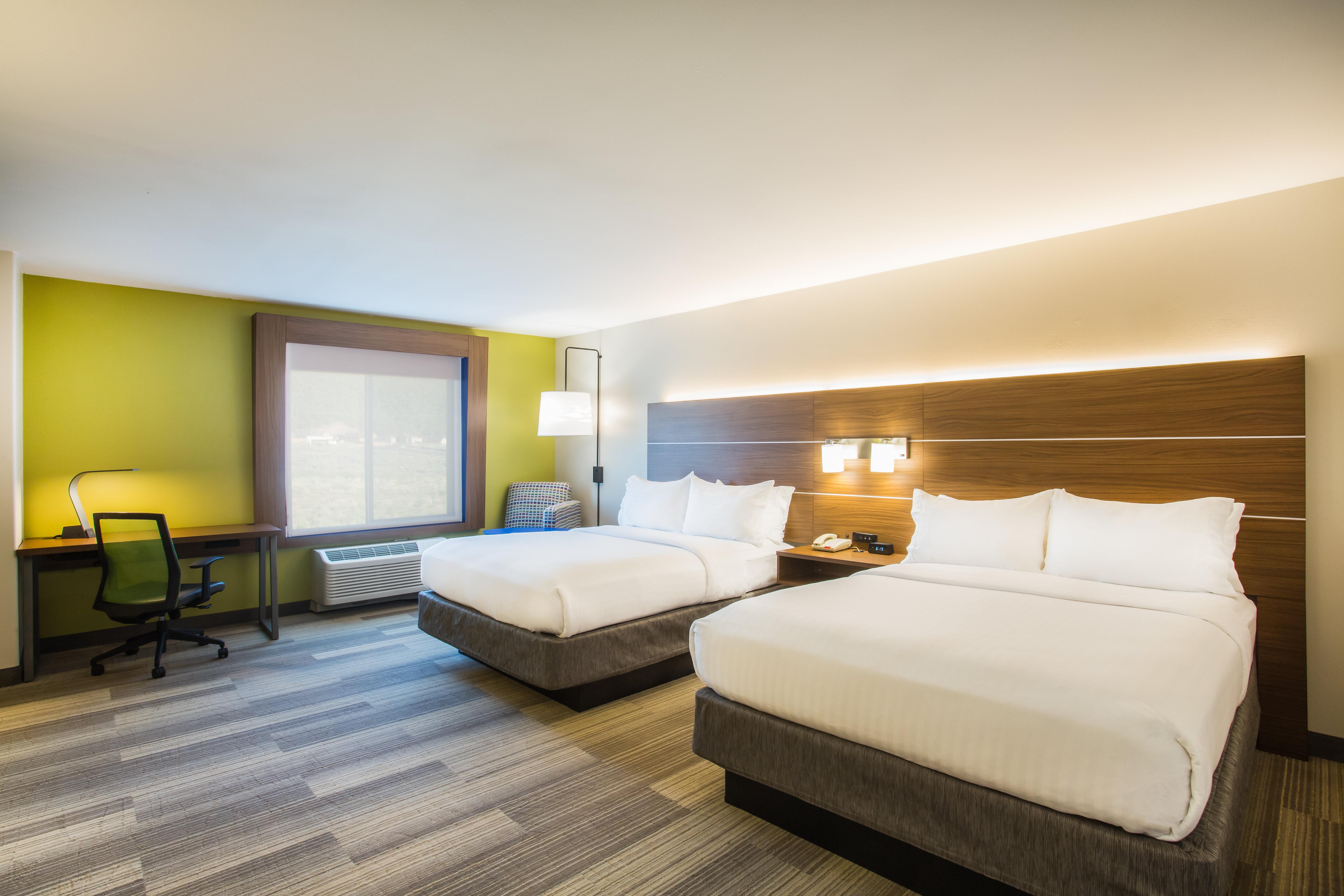 Holiday Inn Express Hotel & Suites Cedar City By Ihg Екстериор снимка