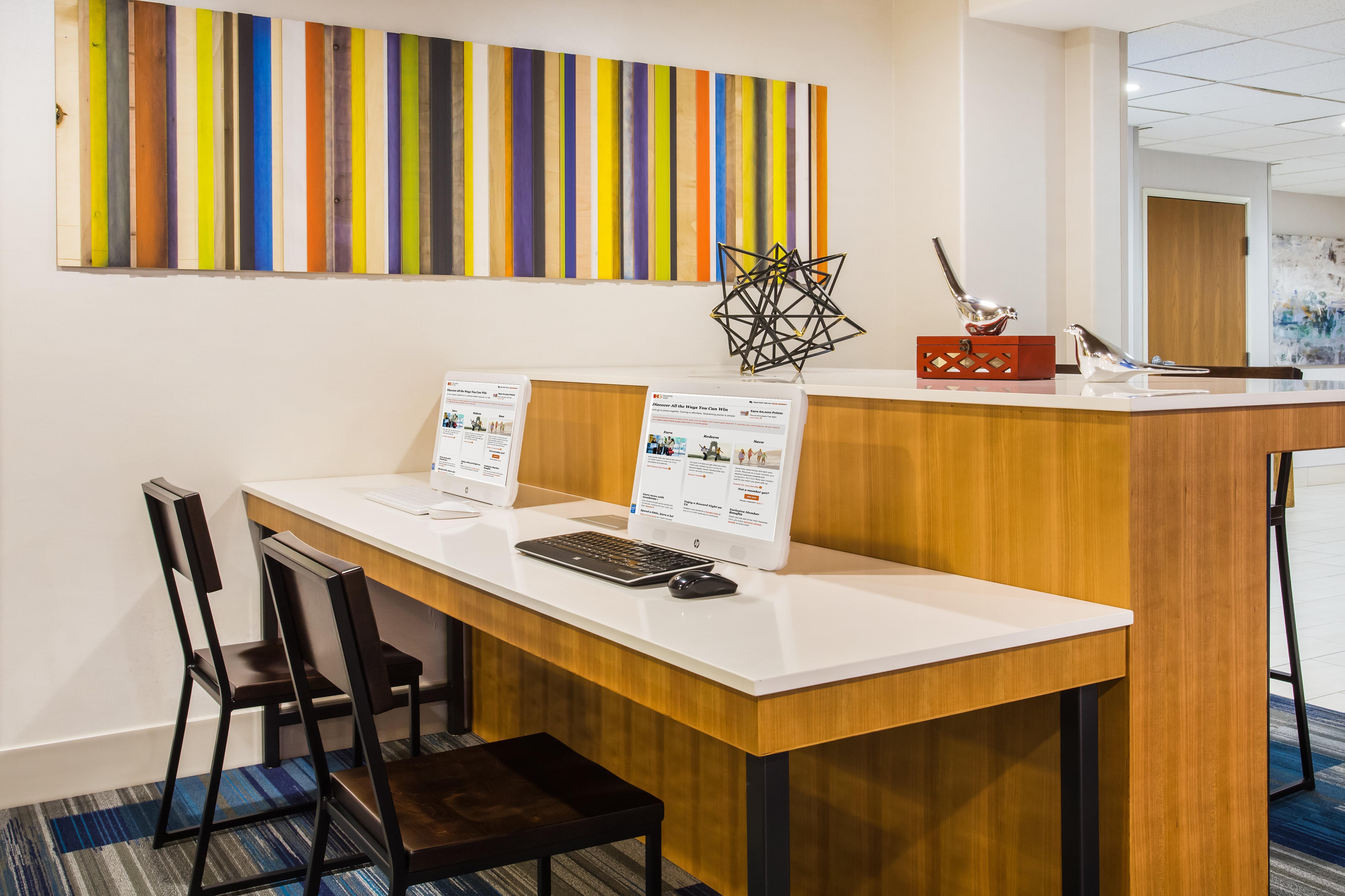Holiday Inn Express Hotel & Suites Cedar City By Ihg Екстериор снимка