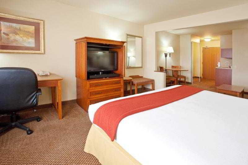 Holiday Inn Express Hotel & Suites Cedar City By Ihg Екстериор снимка