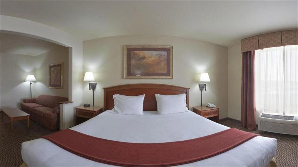 Holiday Inn Express Hotel & Suites Cedar City By Ihg Екстериор снимка