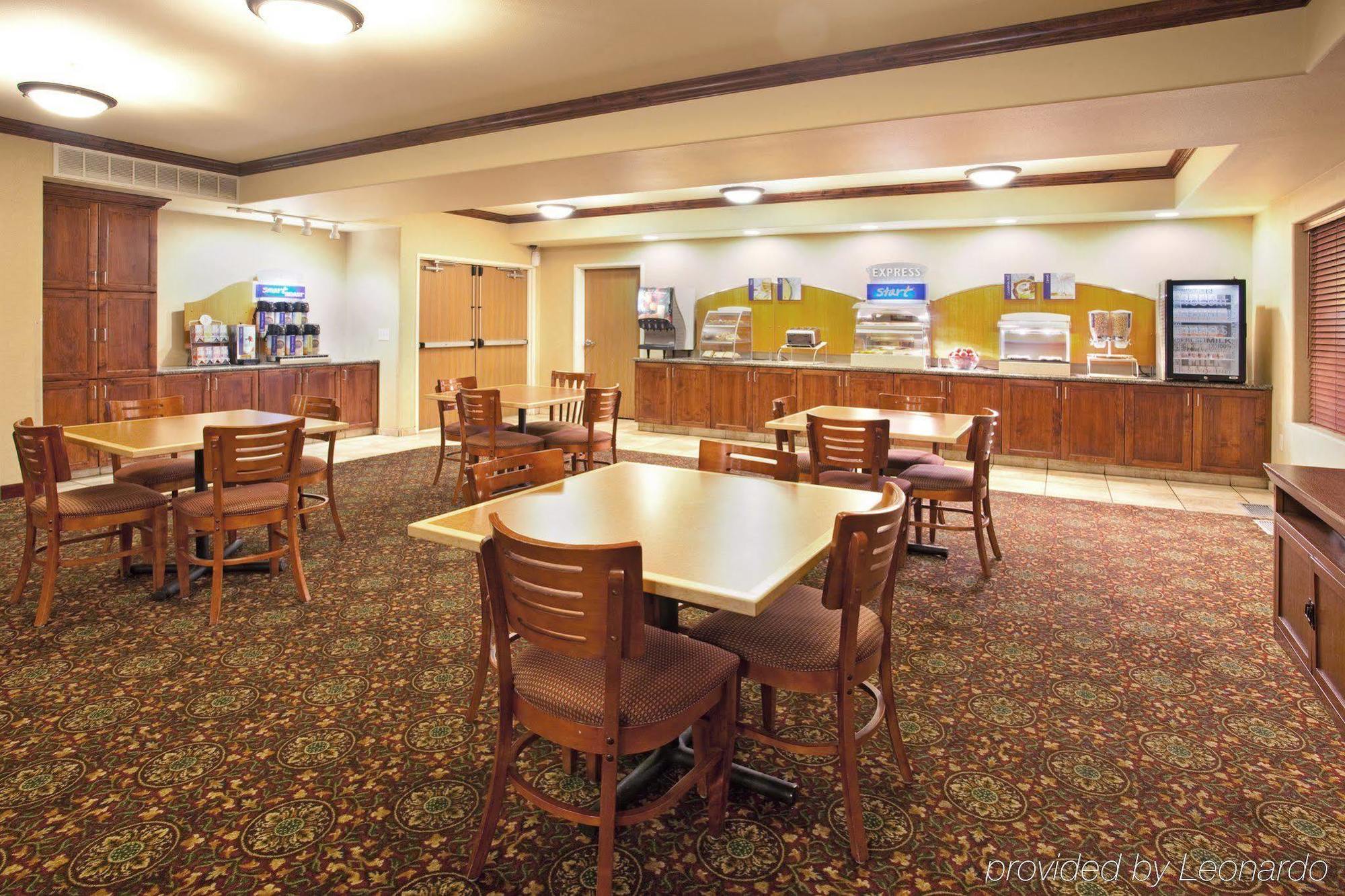 Holiday Inn Express Hotel & Suites Cedar City By Ihg Екстериор снимка